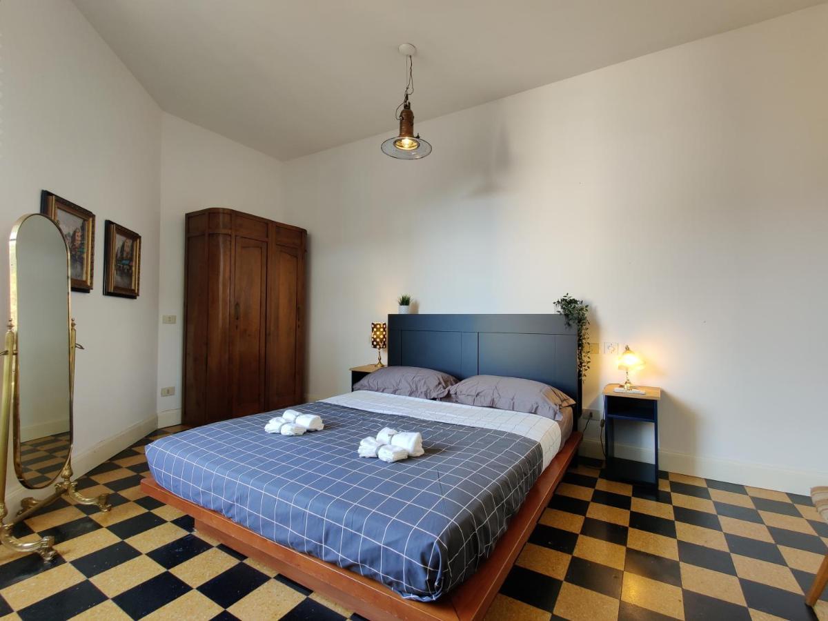 Elegante Trilocale A Milano Lägenhet Exteriör bild