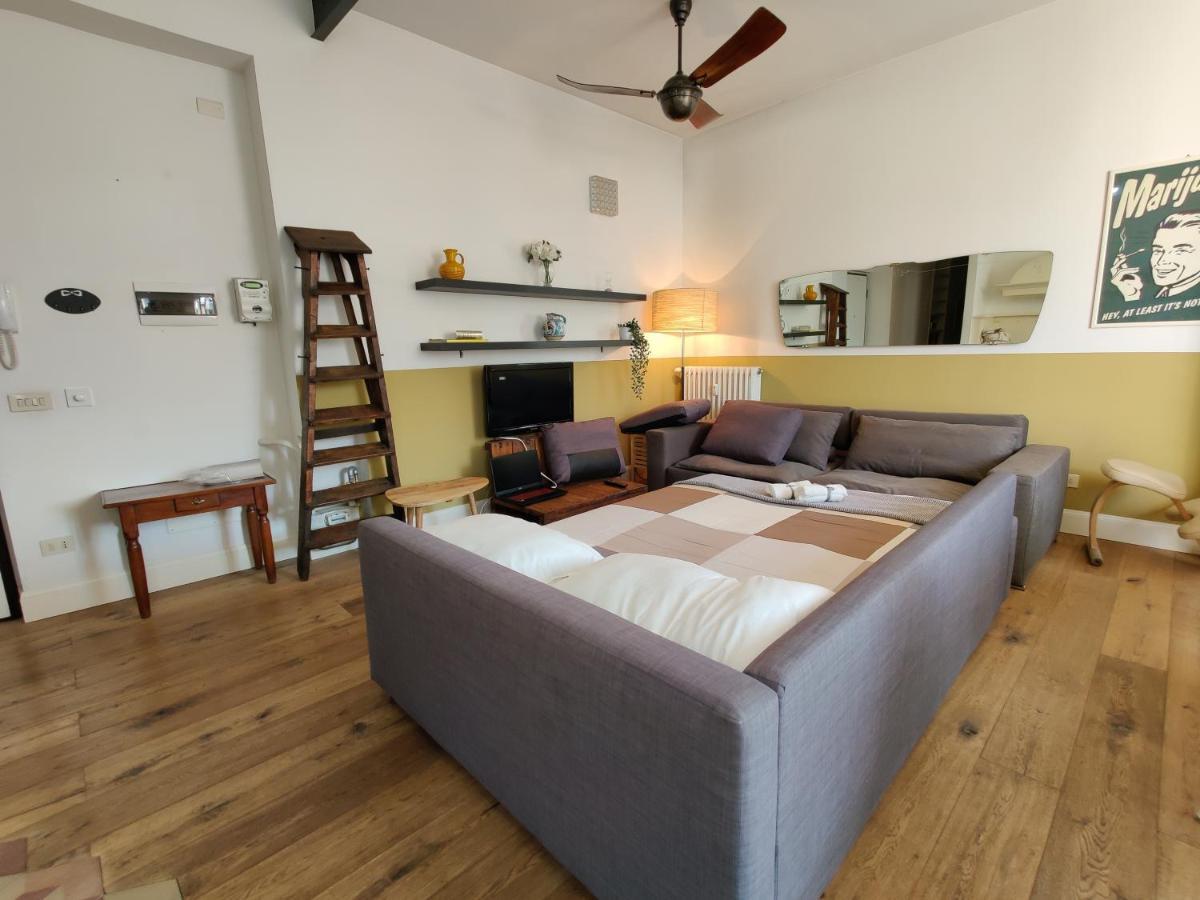 Elegante Trilocale A Milano Lägenhet Exteriör bild