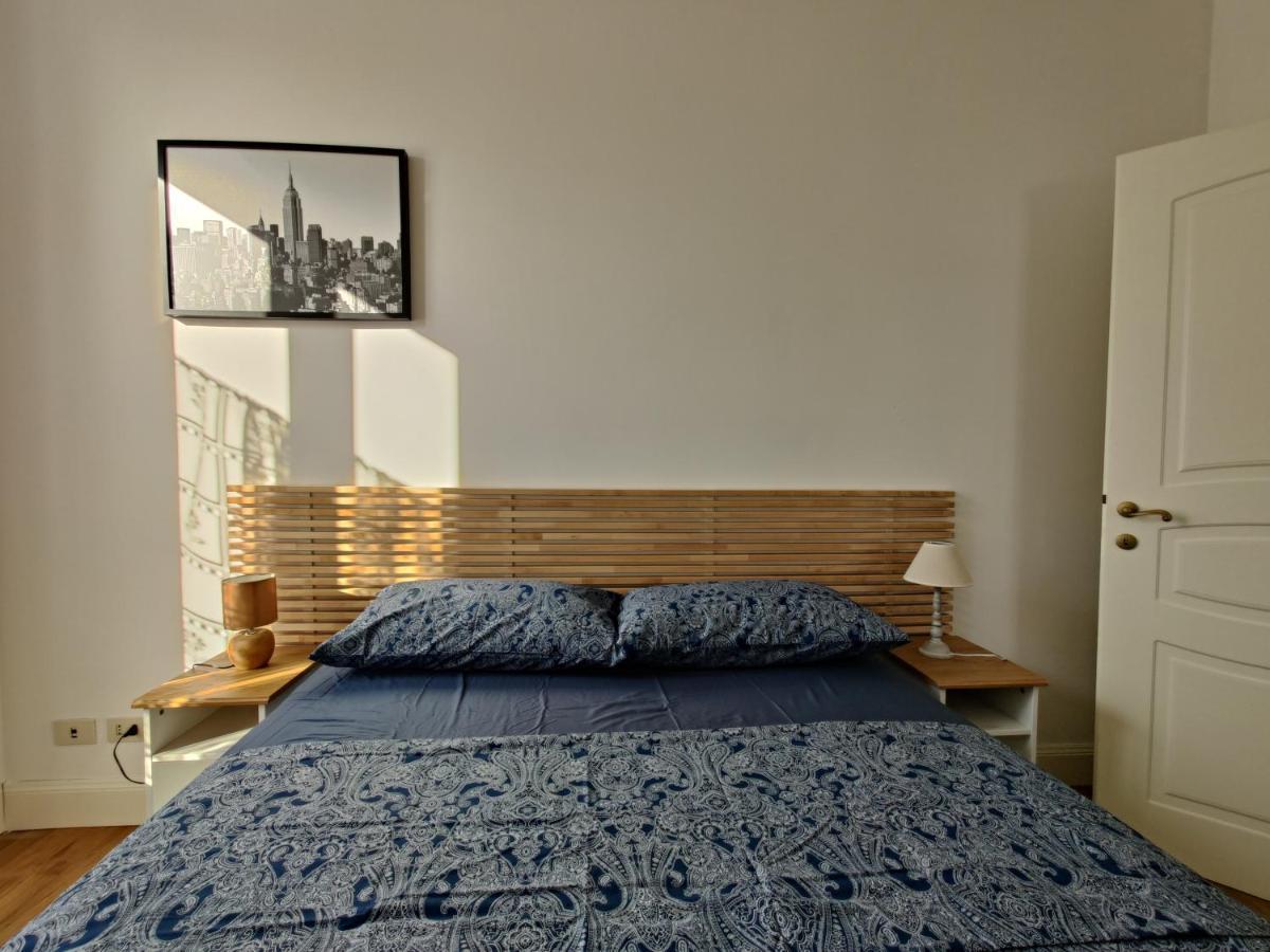 Elegante Trilocale A Milano Lägenhet Exteriör bild