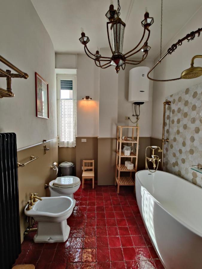 Elegante Trilocale A Milano Lägenhet Exteriör bild