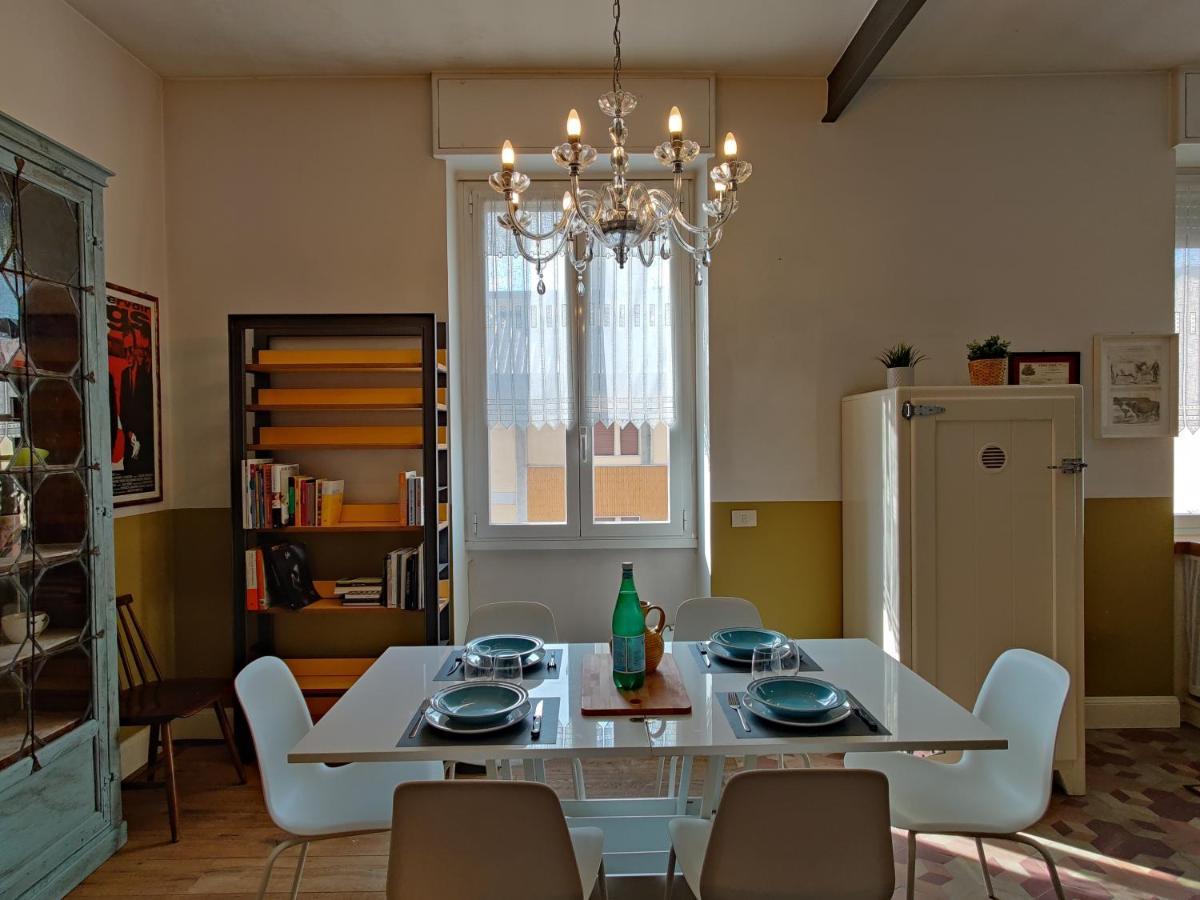 Elegante Trilocale A Milano Lägenhet Exteriör bild