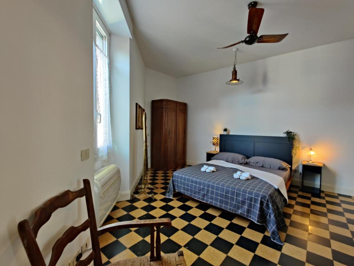 Elegante Trilocale A Milano Lägenhet Exteriör bild